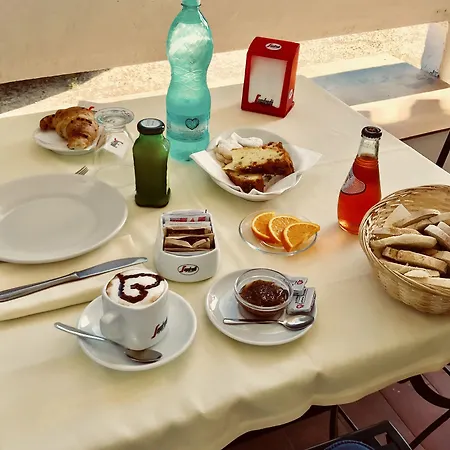 Su Meriagu מלון 3*