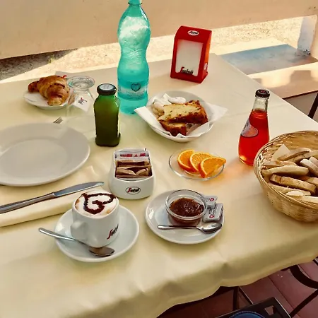 Hotel Su Meriagu 3*